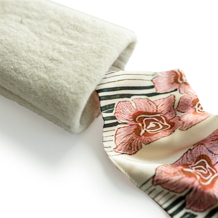White Sleeve/Pink Roses Silk / OS