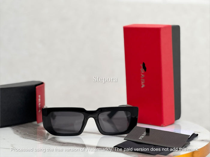 Geometric Bold Rectangle Sunglasses