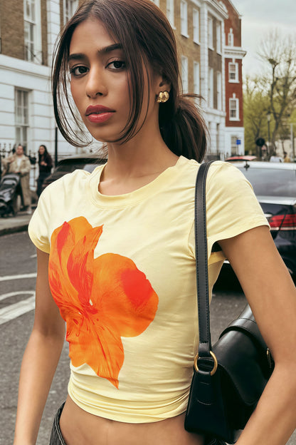 Romantic Floral Print Crew Neck Slim Crop T-shirt