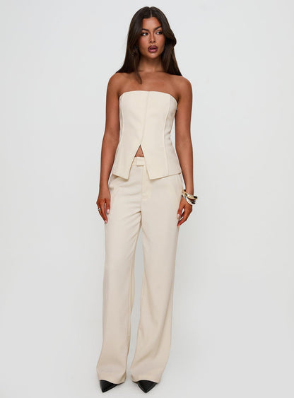 Lavish Living Strapless Top Cream
