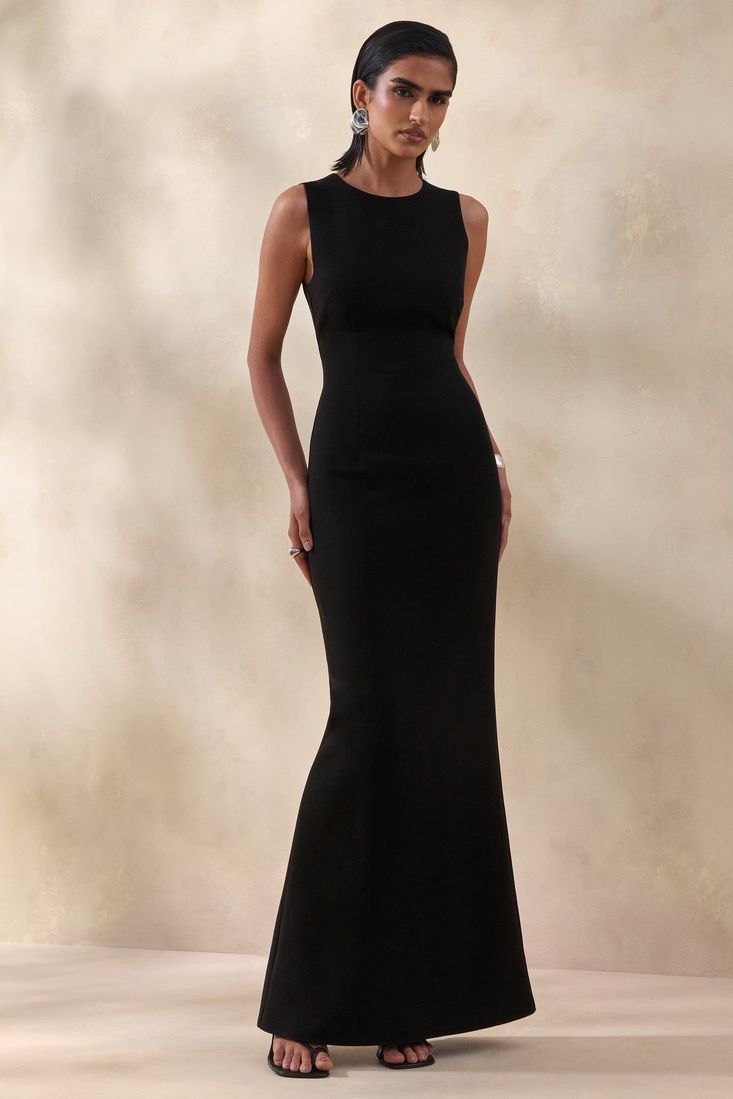 Astrelle | Black Crew-Neck Maxi Dress