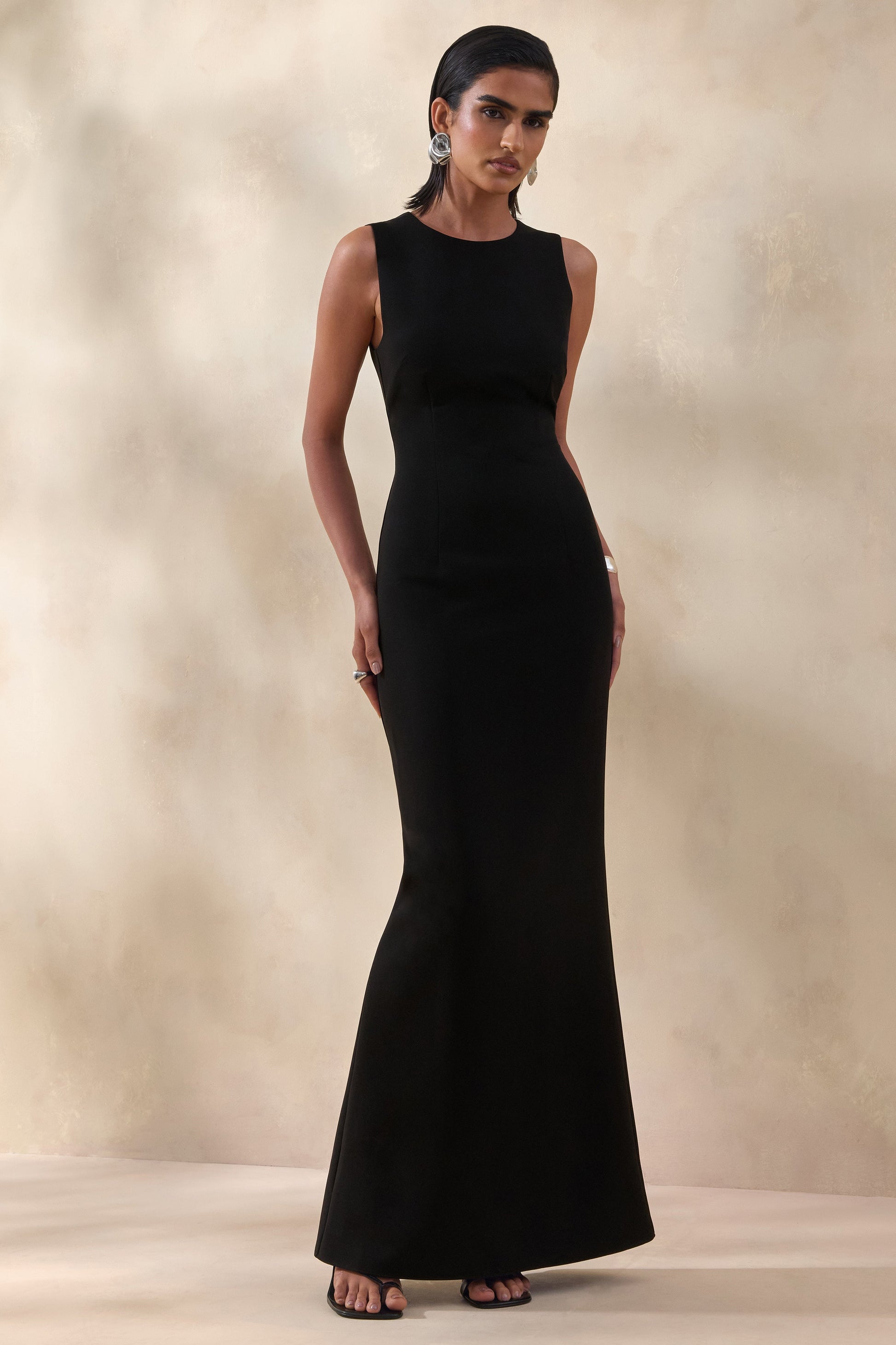 Astrelle | Black Crew-Neck Maxi Dress
