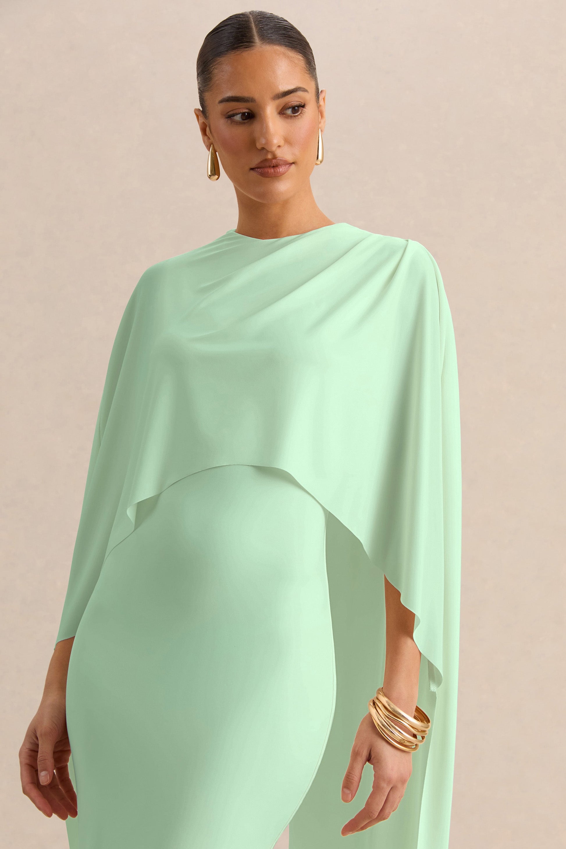 Luxalyn | Green Round-Neck Midi Dress With Cape-Detail