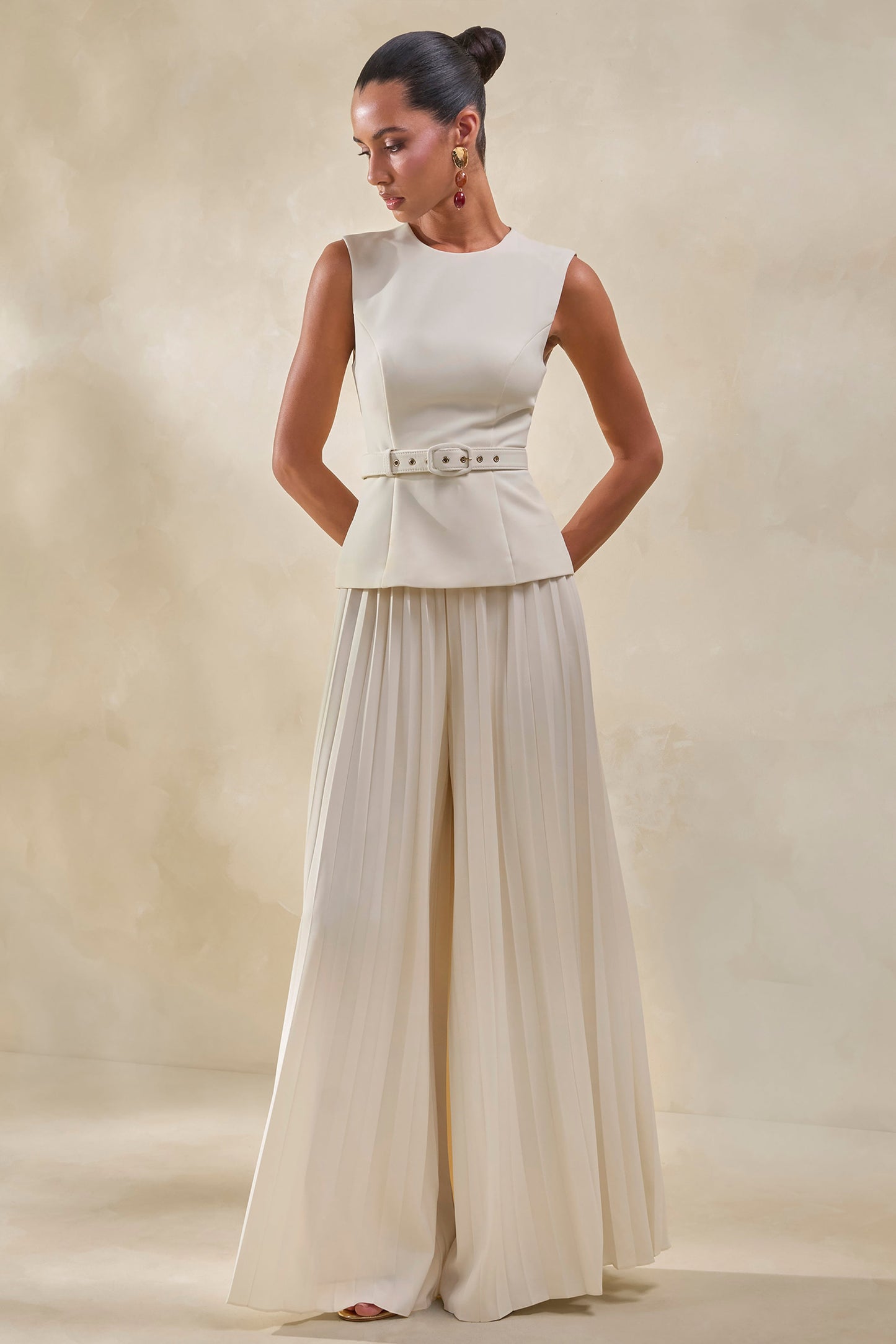 Lerenza | Cream Satin Wide-Leg Pleated Trousers