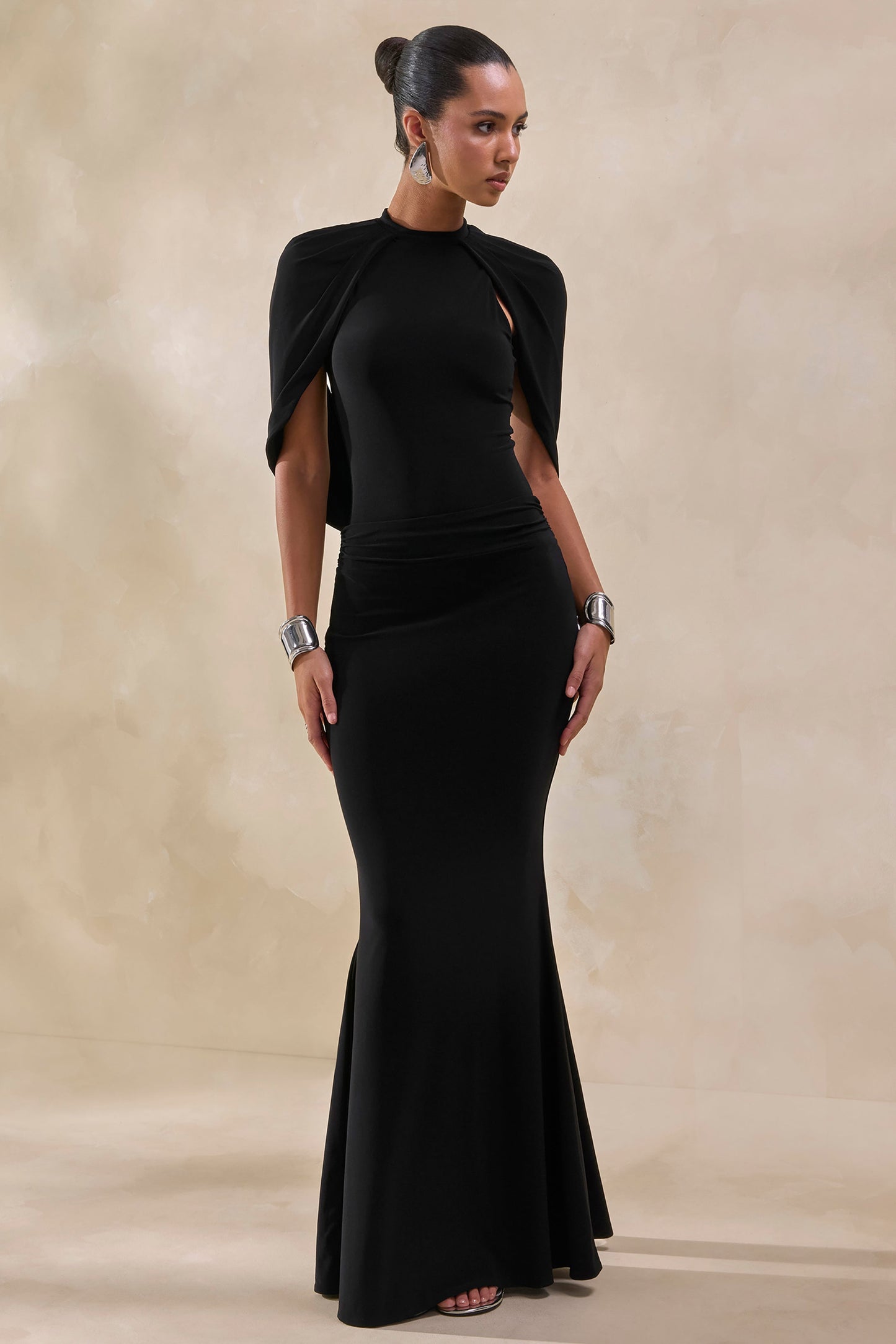 Evonne | Black Round-Neck Thong Bodysuit With Cape Sleeves