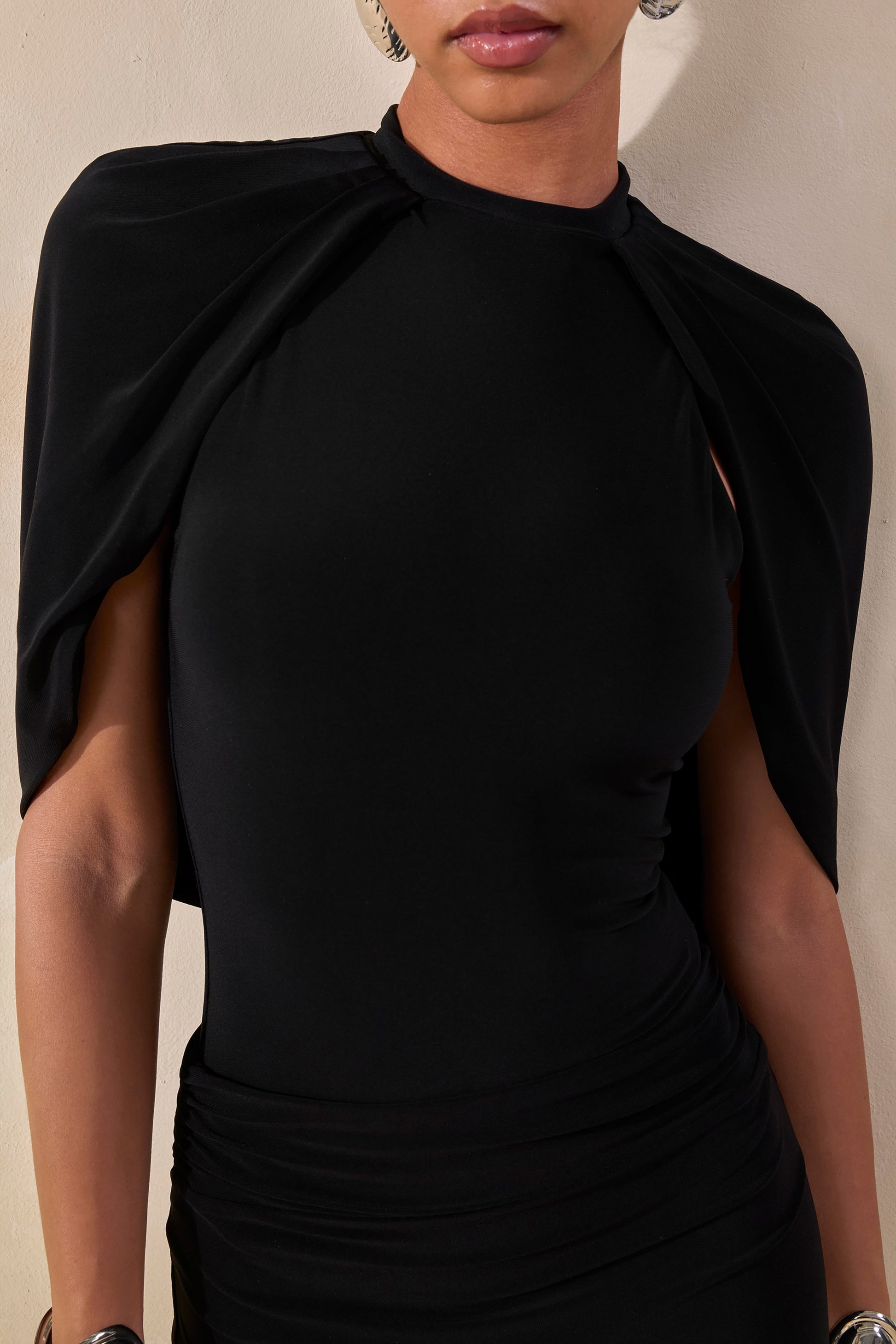 Evonne | Black Round-Neck Thong Bodysuit With Cape Sleeves